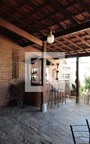 Casa à venda com 1000m², 5 quartos e 10 vagasArea Gourmet