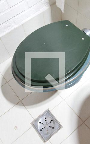 Casa à venda com 1000m², 5 quartos e 10 vagasLavabo da Sala