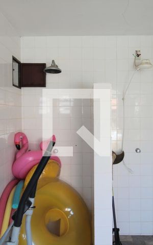 Casa à venda com 1000m², 5 quartos e 10 vagasDispensa
