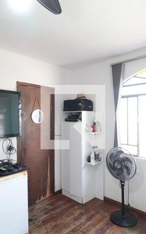 Casa à venda com 200m², 3 quartos e 10 vagasSuite