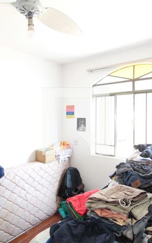 Casa à venda com 200m², 3 quartos e 10 vagasQuarto 1