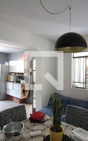 Casa à venda com 200m², 3 quartos e 10 vagasCopa