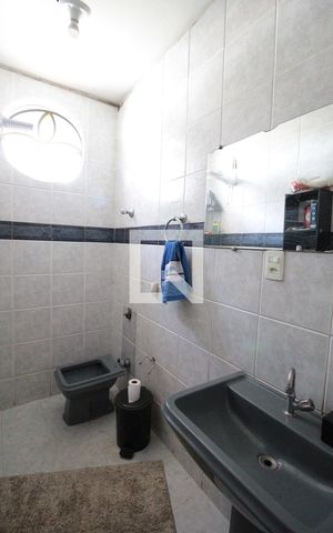 Casa à venda com 200m², 3 quartos e 10 vagasBanheiro Social 2