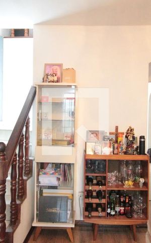 Casa à venda com 200m², 3 quartos e 10 vagasSala