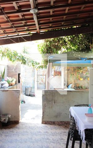 Casa à venda com 200m², 3 quartos e 10 vagasArea de Serviço