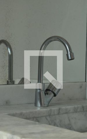 Apartamento à venda com 78m², 2 quartos e 2 vagasBanheiro - Quarto 2