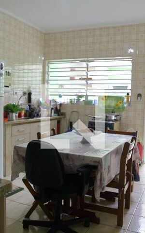 Casa à venda com 87m², 2 quartos e 1 vagaCozinha