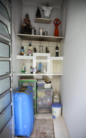Casa à venda com 87m², 2 quartos e 1 vagaQuarto de Serviço