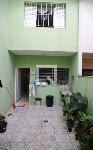 Casa à venda com 87m², 2 quartos e 1 vagaÁrea de Serviço