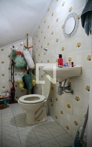 Casa à venda com 87m², 2 quartos e 1 vagaLavabo