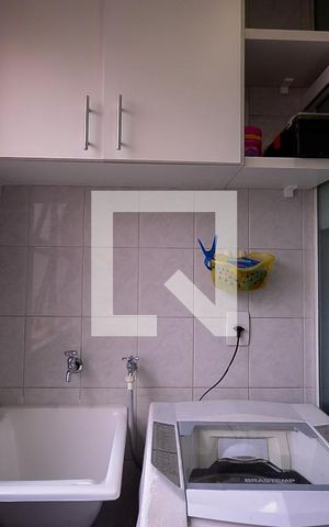 Apartamento para alugar com 70m², 3 quartos e 1 vaga Apartamento para alugar com 70m², 3 quartos e 1 vagaÁrea de Serviço