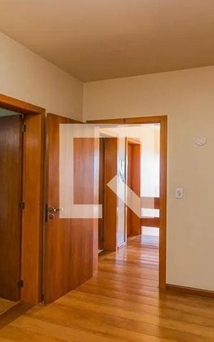 Casa à venda com 341m², 3 quartos e 4 vagasCloset Quarto 2