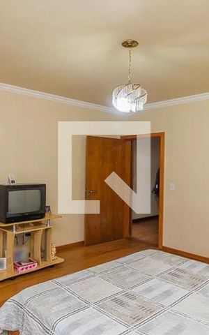 Casa à venda com 341m², 3 quartos e 4 vagasQuarto 2