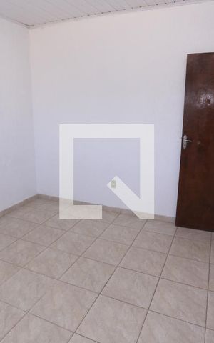 Casa para alugar com 60m², 1 quarto e 1 vagaQuarto