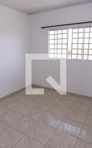 Casa para alugar com 60m², 1 quarto e 1 vagaQuarto