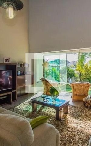 Casa à venda com 500m², 3 quartos e 4 vagasSala 2