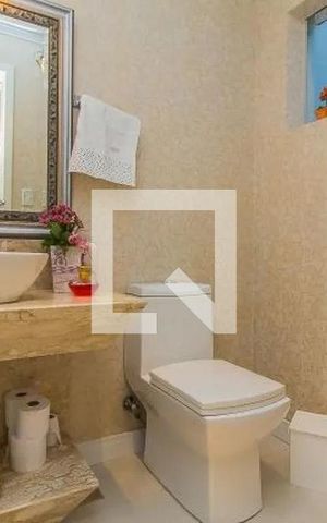 Casa à venda com 500m², 3 quartos e 4 vagasLavabo