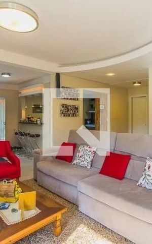 Casa à venda com 500m², 3 quartos e 4 vagasSala