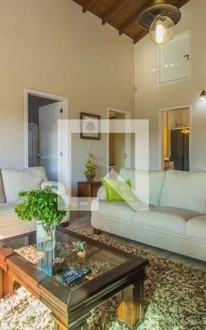 Casa à venda com 500m², 3 quartos e 4 vagasSala 2
