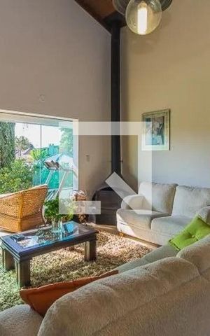 Casa à venda com 500m², 3 quartos e 4 vagasSala 2