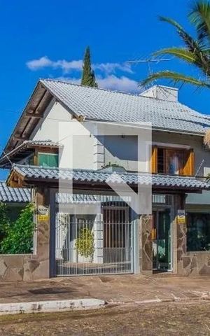 Casa à venda com 500m², 3 quartos e 4 vagasFachada