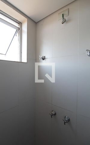 Apartamento à venda com 80m², 3 quartos e 2 vagasBanheiro da Suite