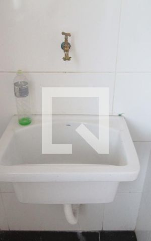 Apartamento à venda com 80m², 3 quartos e 2 vagasCozinha e Área de Serviço