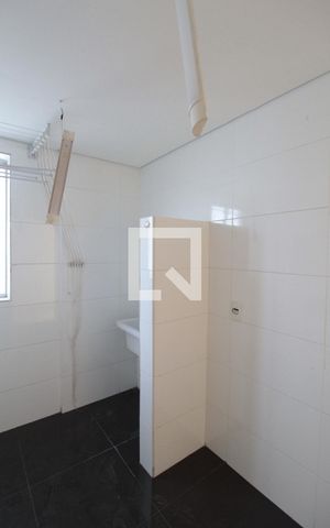 Apartamento à venda com 80m², 3 quartos e 2 vagasCozinha e Área de Serviço