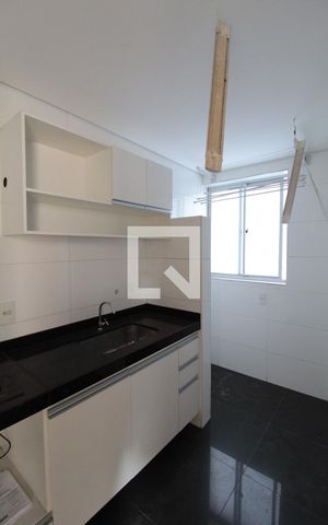 Apartamento à venda com 80m², 3 quartos e 2 vagasCozinha e Área de Serviço