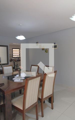 Apartamento para alugar com 300m², 4 quartos e 7 vagasCopa