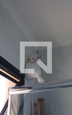Apartamento para alugar com 300m², 4 quartos e 7 vagasChuveiro banheiro da suíte 3