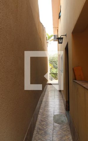 Apartamento para alugar com 300m², 4 quartos e 7 vagasQuintal lateral