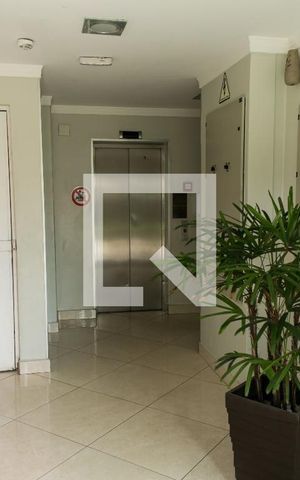 Apartamento à venda com 57m², 2 quartos e 1 vaga Apartamento à venda com 57m², 2 quartos e 1 vagaHall social