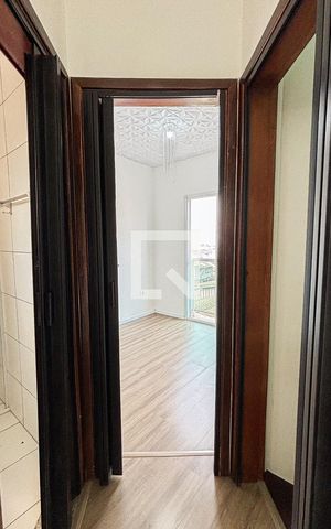 Apartamento à venda com 80m², 2 quartos e 1 vaga Apartamento à venda com 80m², 2 quartos e 1 vagaCorredor