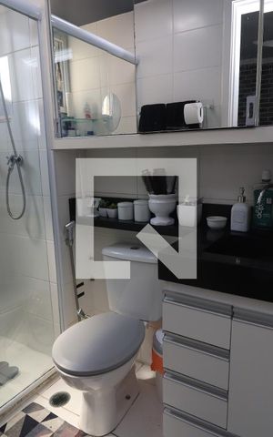 Apartamento à venda com 82m², 2 quartos e 1 vagaBanheiro da Suíte