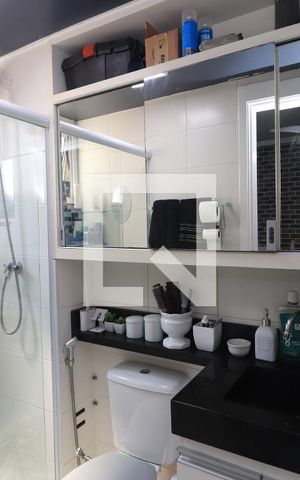 Apartamento à venda com 82m², 2 quartos e 1 vagaBanheiro da Suíte