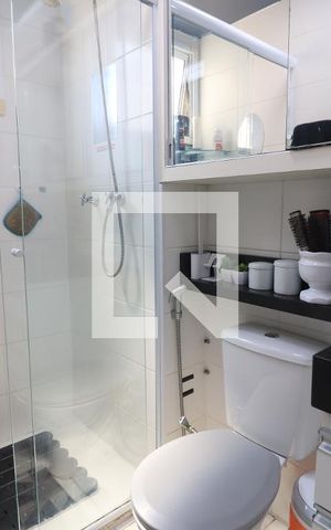 Apartamento à venda com 82m², 2 quartos e 1 vagaBanheiro da Suíte