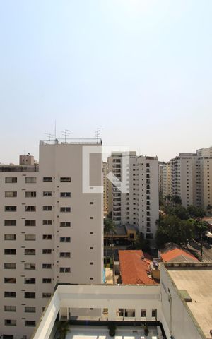 Apartamento à venda com 74m², 2 quartos e 2 vagasVista da Suíte 1