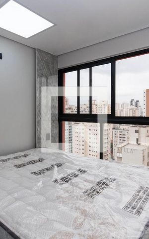 Studio para alugar com 25m², 1 quarto e sem vaga Studio para alugar com 25m², 1 quarto e sem vagaQuarto