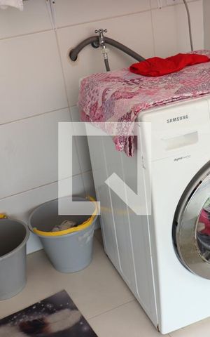 Casa à venda com 225m², 3 quartos e 3 vagasLavanderia