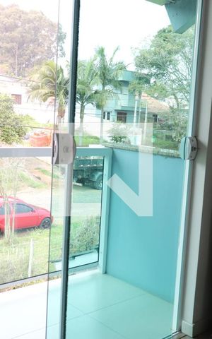 Casa à venda com 225m², 3 quartos e 3 vagasSacada da suíte