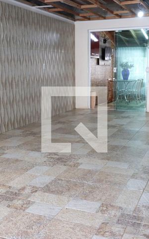 Casa à venda com 225m², 3 quartos e 3 vagasGaragem