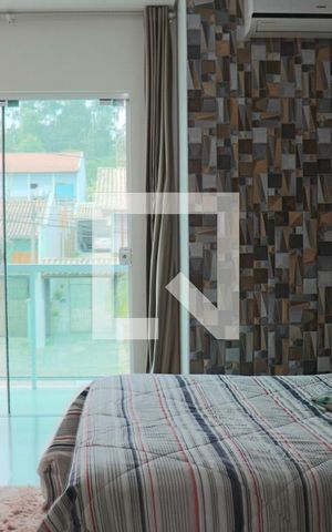 Casa à venda com 225m², 3 quartos e 3 vagasSuíte