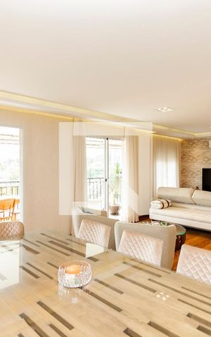 Apartamento à venda com 154m², 3 quartos e 3 vagas Apartamento à venda com 154m², 3 quartos e 3 vagasSala