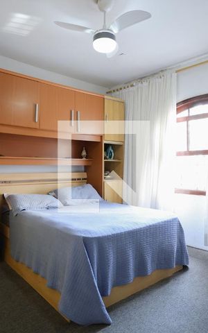 Casa para alugar com 700m², 4 quartos e 2 vagas Casa para alugar com 700m², 4 quartos e 2 vagasSuíte 2