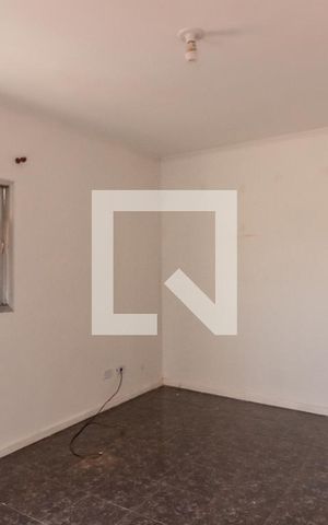 Casa à venda com 325m², 4 quartos e 1 vaga Casa à venda com 325m², 4 quartos e 1 vagaQuarto 3