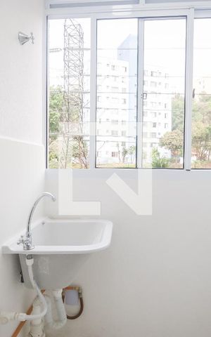 Apartamento para alugar com 44m², 2 quartos e sem vaga Apartamento para alugar com 44m², 2 quartos e sem vagaCozinha e lavanderia