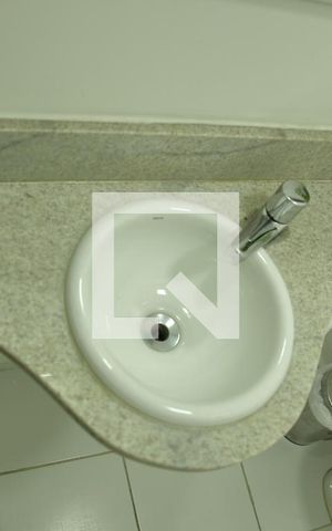 Apartamento à venda com 108m², 2 quartos e 2 vagasBanheiro