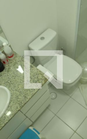 Apartamento à venda com 108m², 2 quartos e 2 vagasBanheiro do Quarto 1