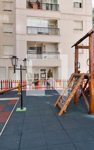 Apartamento para alugar com 70m², 3 quartos e 1 vaga Apartamento para alugar com 70m², 3 quartos e 1 vagaÁrea comum - Playground